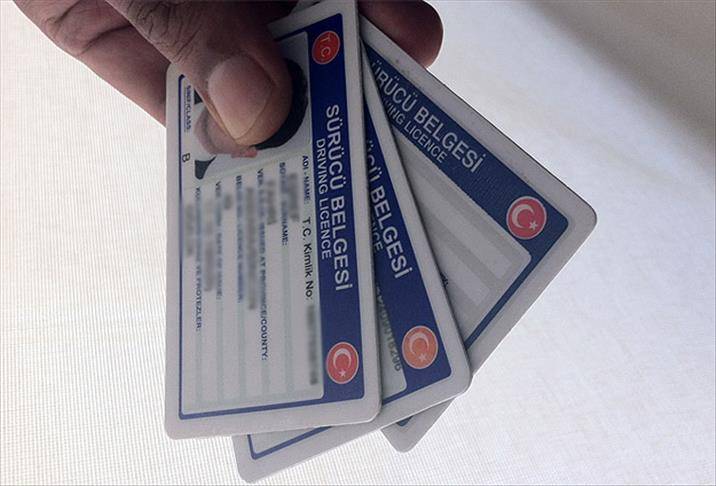 Ehliyet yenilemede büyük uyarı! O tarihten sonra 15 TL yerine 7 bin TL ödeyeceksiniz! 2